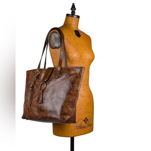 Patricia Nash Wyatt Tote Bag with Feathers - Picture 6 of 12